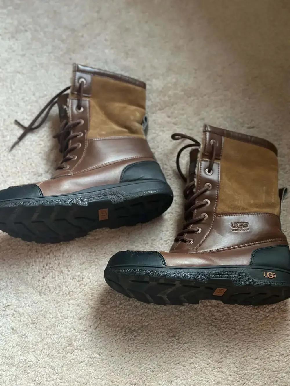 UGG Butte Waterproof Winter Boots Size 5